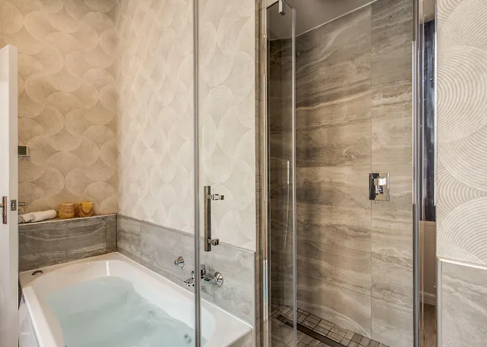 87 Eighty-seven - Maison D'art Collection 4* Roma