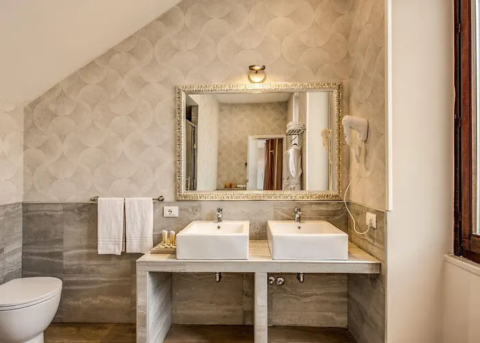 Hotel 87 Eighty-seven - Maison D'art Collection